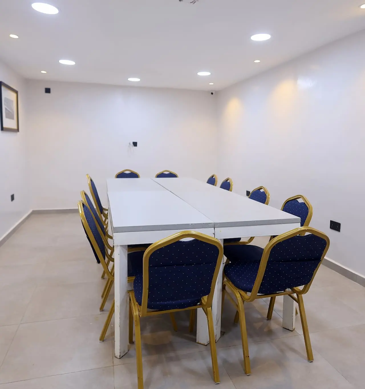Five Clover Hotels Group gallery image 2 - Luxury hotel rooms and amenities in Lagos, Nigeria